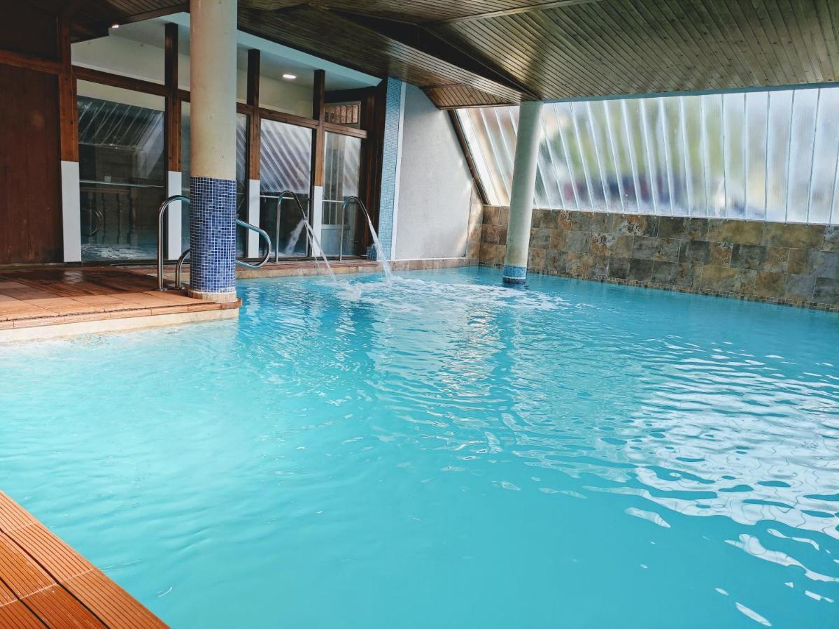 Hotel Ria De ซวนเซส ภายนอก รูปภาพ