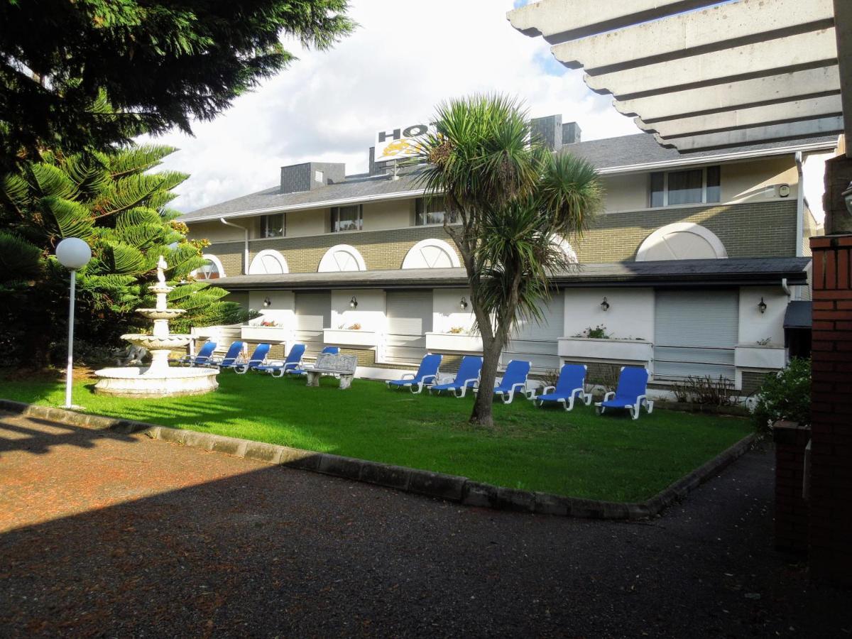 Hotel Ria De ซวนเซส ภายนอก รูปภาพ