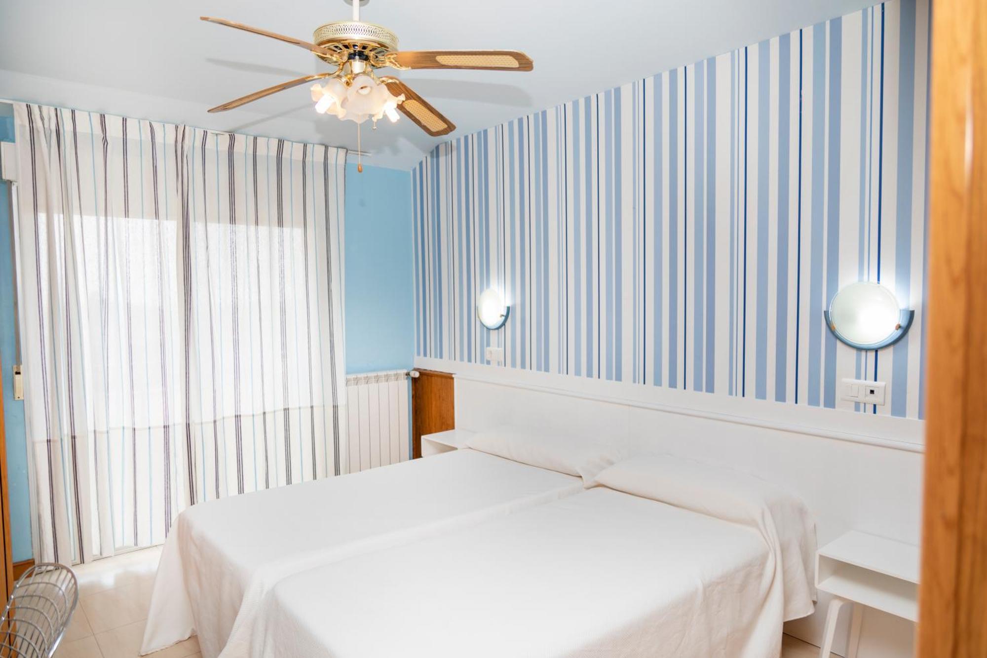Hotel Ria De ซวนเซส ภายนอก รูปภาพ